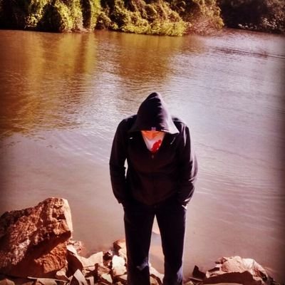 coullerimeeli's profile picture. A pesar de todo el mundo sigue girando🌎🔁
              #5 ⚽ ❤
             CABJ💙💛💙
 Mejor perder que no intentar.