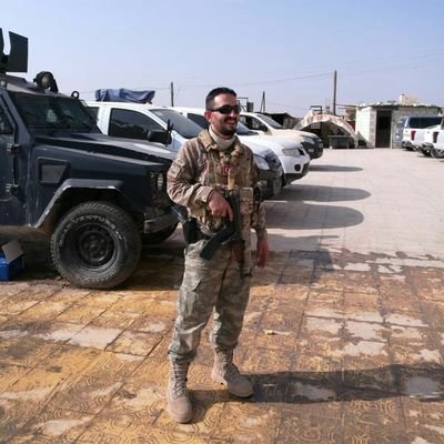 قائد لواء المنتصر بالله Muntasır Billah Tümeni Komutanı