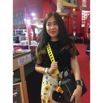 dxuee61940891's profile picture. 🎬📽:https://t.co/wLFUZOrHgt