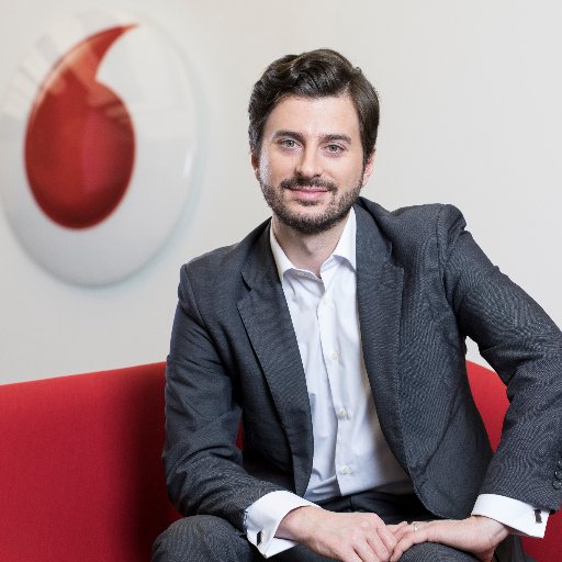 Chief Data & Analytics Officer. C-Level. Digital Innovator. Father of 2. Cycling lover. Interested in Big Data, Analytics and AI. Opinions are my own.