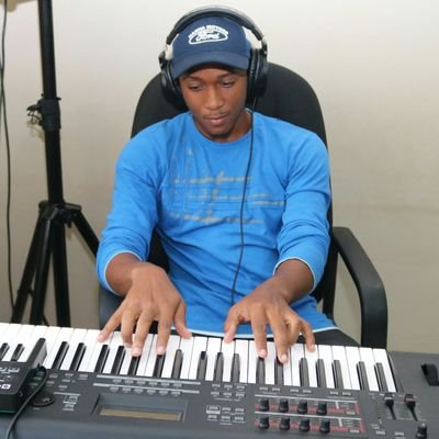 a music producer/musician CEO of keys records.music forever