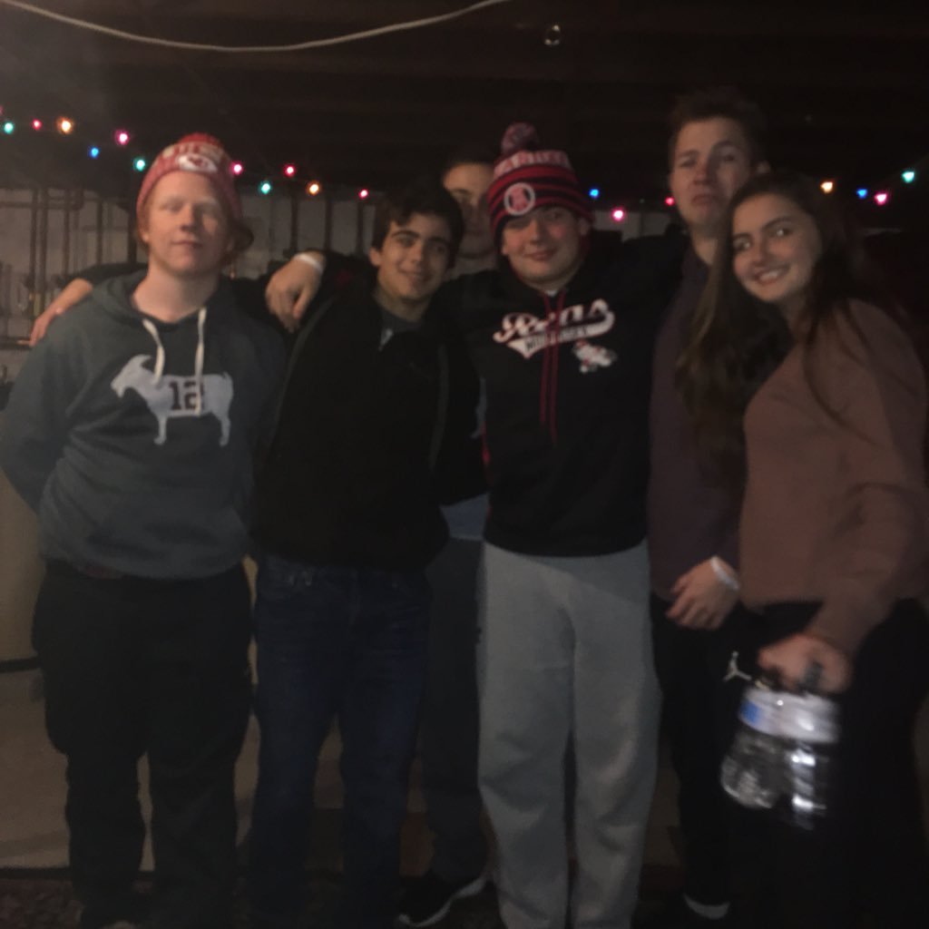 mmcniff4's profile picture. 