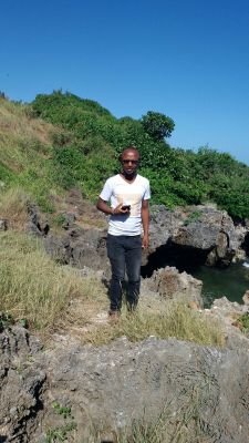 CharlesCharlmax's profile picture. The real mutego