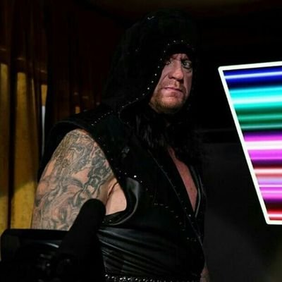 Fan de la WWE Je retweete beaucoup et je like souvent n'hésite Surtout pas à liker et t'abonner sa ferait super plaisir!!!