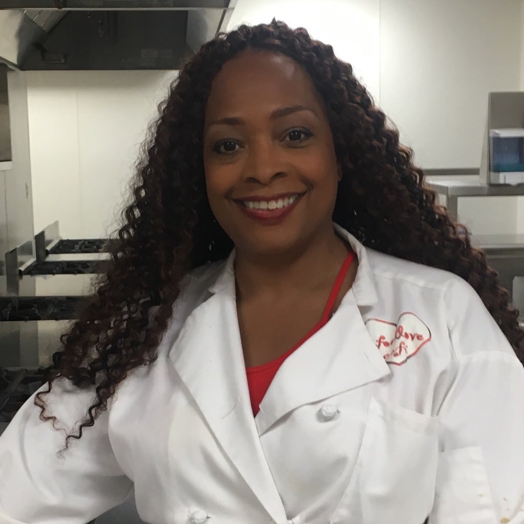 Chef Kim began cooking for others when she was nine years old. After 40+ years of experience and a formal culinary education she's cooking for you!❤️