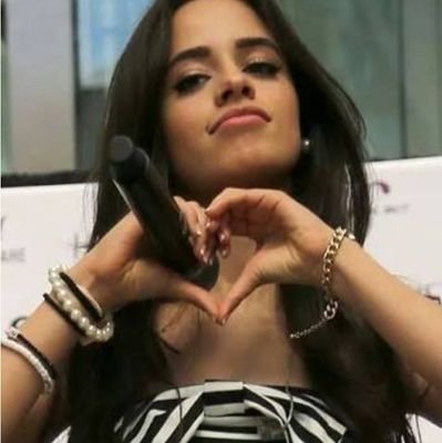 yasminleao08's profile picture. 