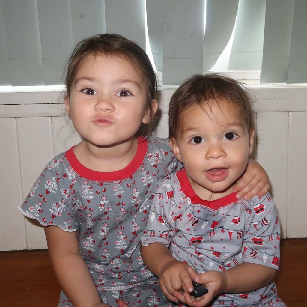 EverleyAndArlo's profile picture. Hey Babes, I blog about parenting, hacks and experiences on my Everley & Arlo Facebook page