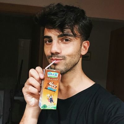 xtxlinx's profile picture. Belieber 💜
        Soga💙💛 Mathi me sigue😍
                 17🌸🌹🌻🌺
                    Ariana💜
23/03/2017. Conocí a Justin😍