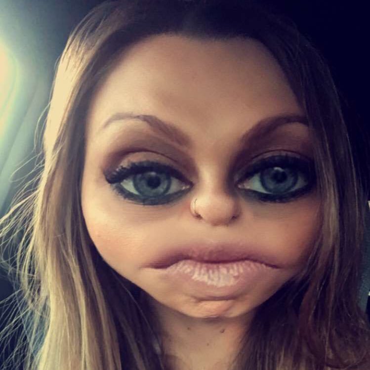 jeatherrr's profile picture. los angeles • luh u • just leave me alone to drink my wine and watch teen mom and true crime 💋✌🏼
