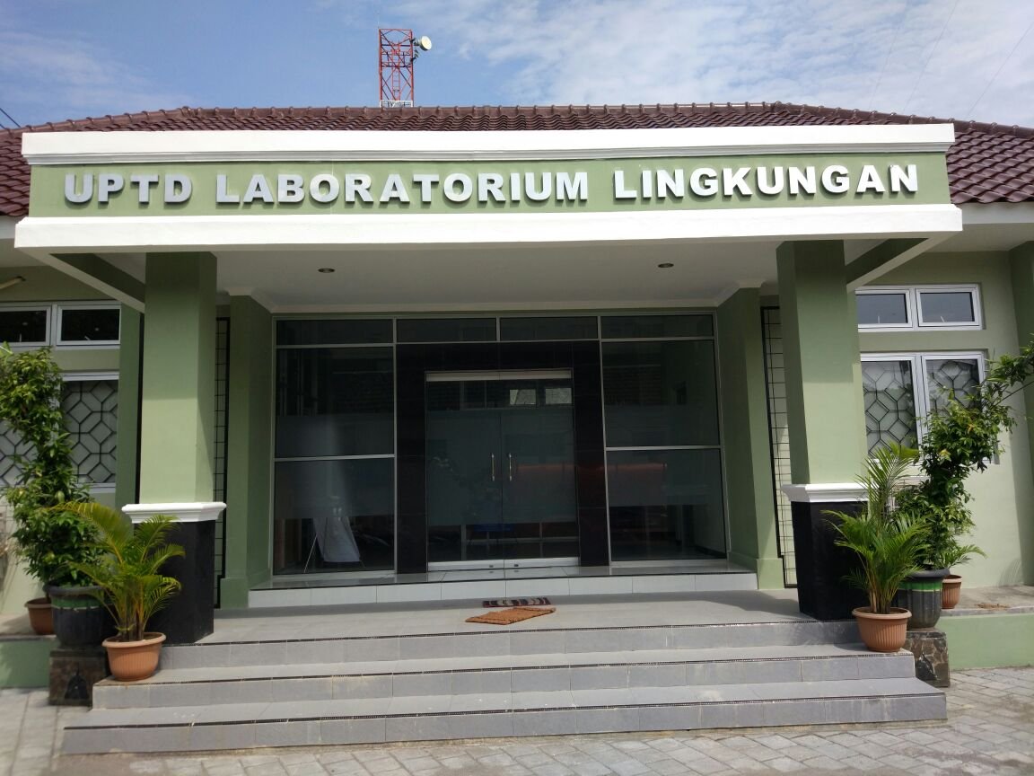 UPTD Laboratorium Lingkungan DLH Kabupaten Magelang terakreditasi KAN sebagai laboratorium penguji dengan nomor sertifikat LP-1004-IDN