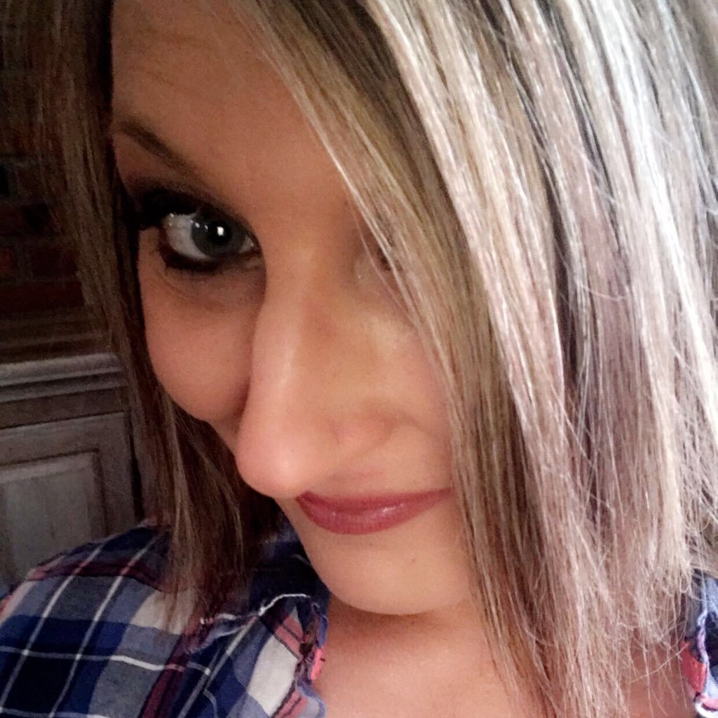 katsmith44's profile picture. Mom-Gigi-Believer-Dreamer💋💕