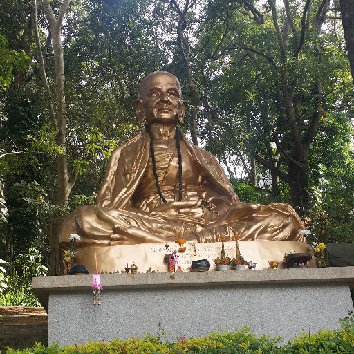 FoxSrMuc's profile picture. Börsen-Fan im Vorruhestand 🦊beobachtet die Alternativen zum Papiergeld.