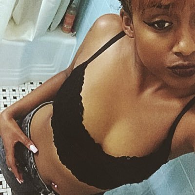 Ethiopian girl made out of sugar, spice, and everything nice.
SC:imthafuckngirl