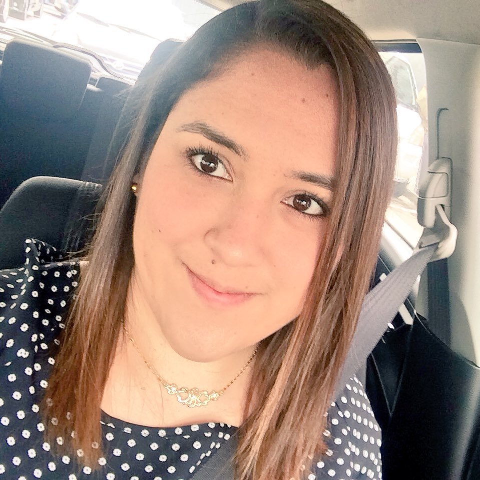 fabi_ugarte's profile picture. Peruanísima. Administración. Dormir, soñar, comer, hablar, bailar, cantar y reir =)