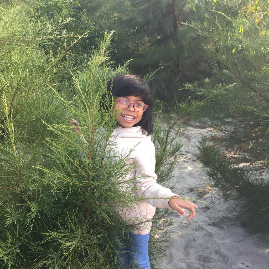 sharmin9889's profile picture. I believe in Islam.