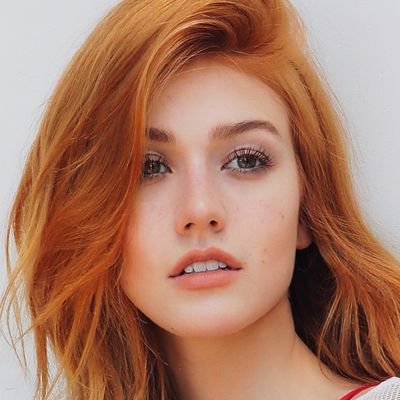 LewdlyPhoenix's profile picture. “Submit to me.” 

[Jean Grey FC| Bisexual with a strong female lean| Pics are not mine!| Lewd RP.] #Lewdly