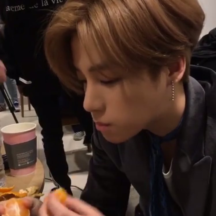 gnanibad's profile picture. li$a+ireNe💗 YUN!! elzou baek dongi hanbin!! CHANWOO..