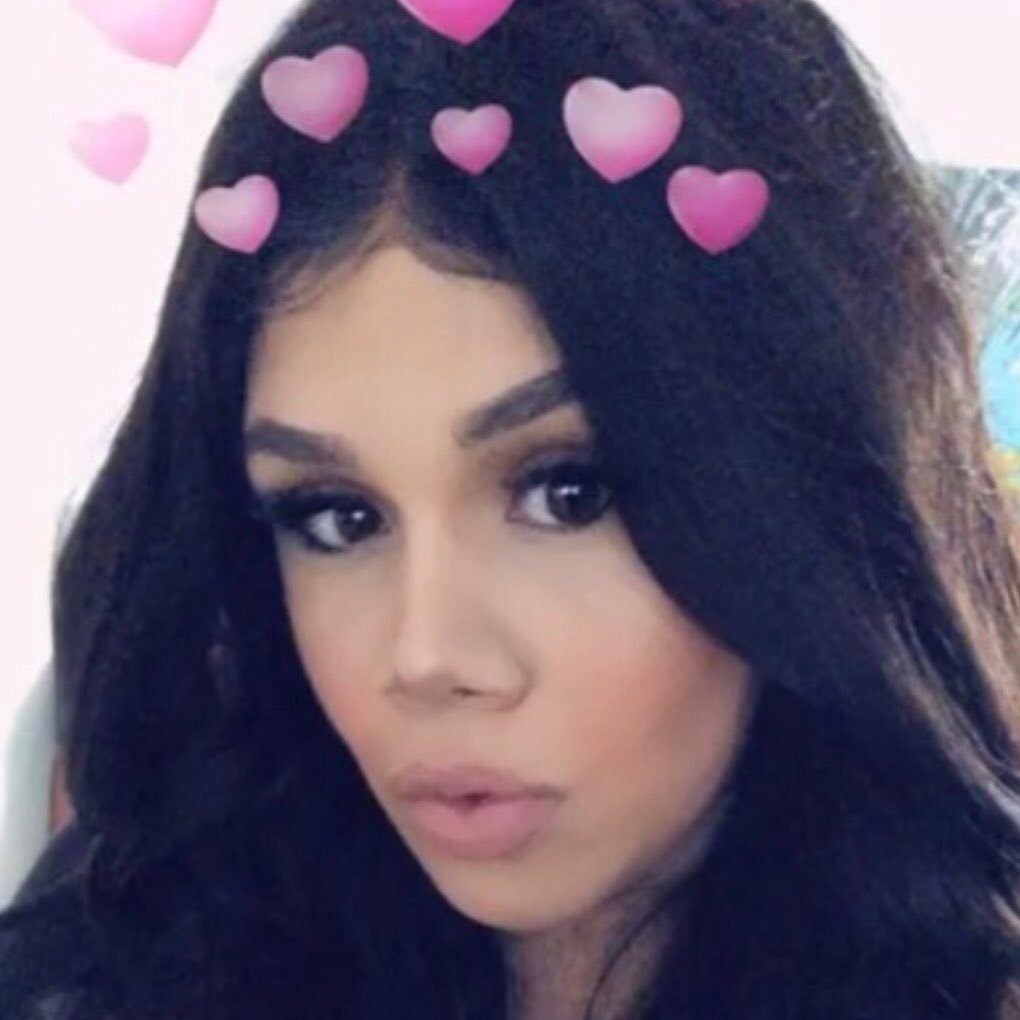 Tskourtney Tskourtney