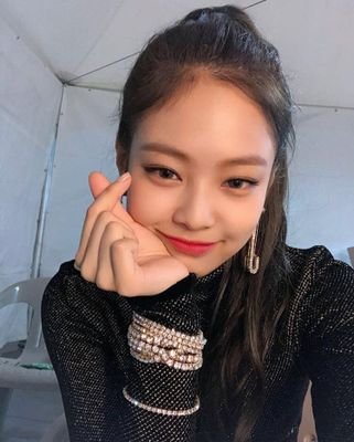 h3v5ZcewzdstM2k's profile picture. 안년!저는 한나임니다!
BTS/IU/twice/ikon/wannaone
사랑헤요～💝