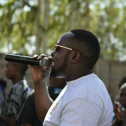 corporate Mc
entertainer
entrepreneur
Business man
Motivational speaker
reggae and dancehalls artist
FB:Mc Lilpin
IG:Mc Lilpin