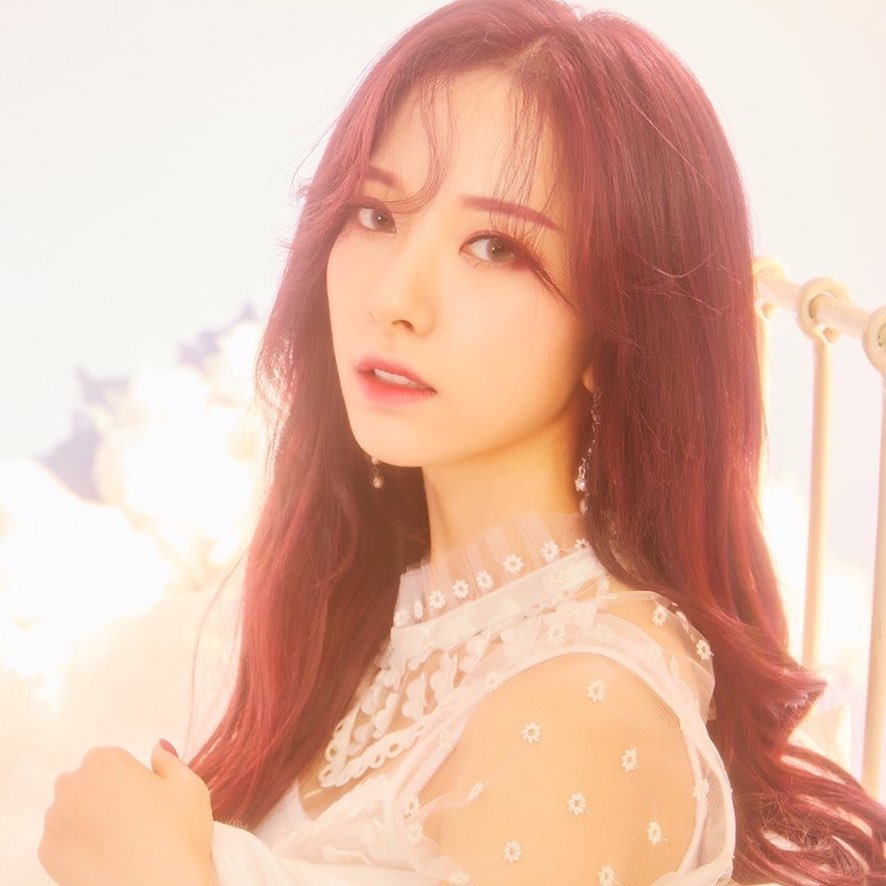 sky_is_pretty's profile picture. 