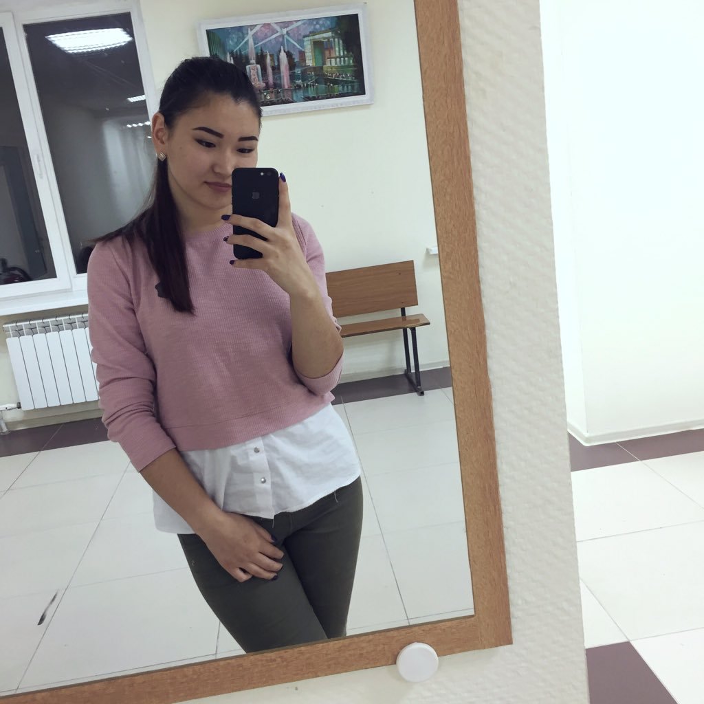 AidaralievaMary's profile picture. 