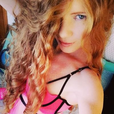 18+ only. Playboy Playmate & all natural, petite redhead! Add on CB https://t.co/a06SotIWZQ