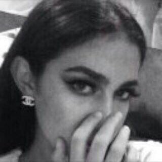 NoraNno122's profile picture. 