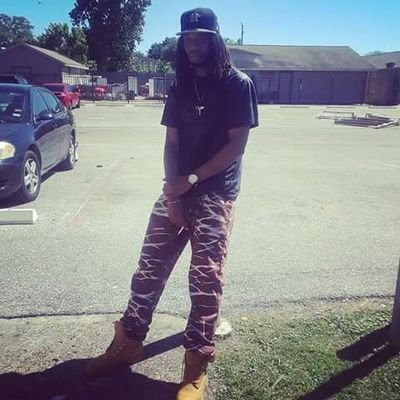 Drummer, up coming Houston artist, writer and producer, father of 3 sons. I lived and I've learned...