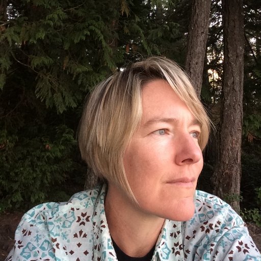 Assistant Prof, Social Work, @uvic
she/her; white settler scholar-activist; community-engaged, decolonial, feminist, LGBTQ2S studies