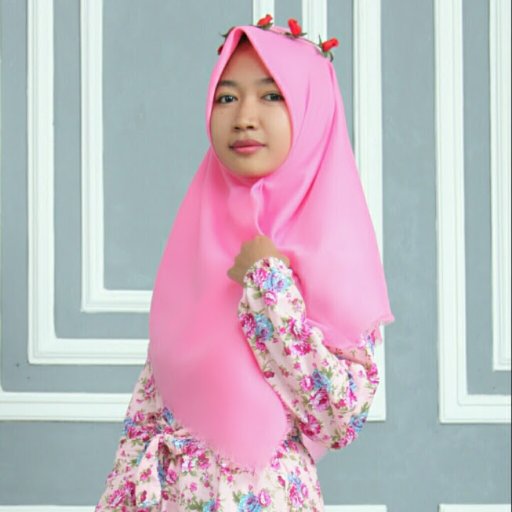 FitaKuzi's profile picture. Bersedihlah sebentar..!! 
lalu cerialah lebih lama lagi :)