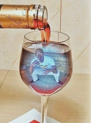 Doclove452's profile picture. Socializing with friends