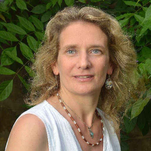 Lelaitdemaman's profile picture. Praticienne #santé #naturelle & #bienêtre, #auteure, Mélanie est conseillère Hildegardien et Fleurs de Bach, créatrice #SlowParentalité.
#lesateliersdhildegarde