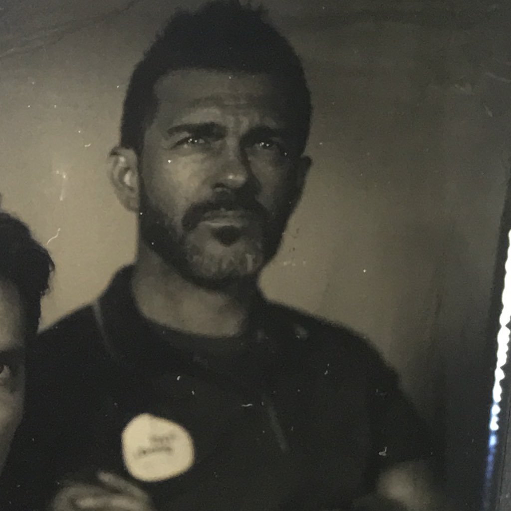 SiesoEdu's profile picture. Entrenador personal, Activador Muscular, apasionado de la biomecánica y todo lo relacionado con el mejor invento de la historia: el cuerpo humano.