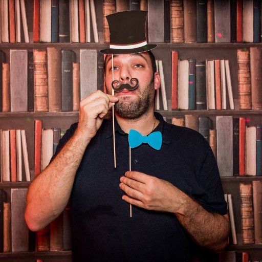 rudygossin's profile picture. Photographe, Guitariste, Passionné de cuisinier, Geek... multifonction, comme le couteau suisse de Mc Gyver