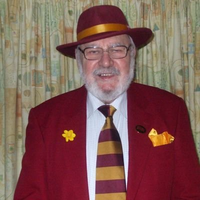 A London Scot, married Bradford lass (Mary) in 1964. huge BCFC fan since early '60s. ~Can be found in Hendrie or McCall suite at every home match'