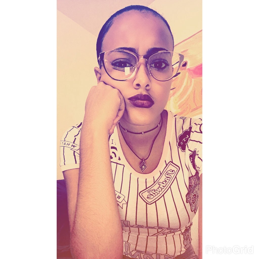 Mindy_Mes's profile picture. 