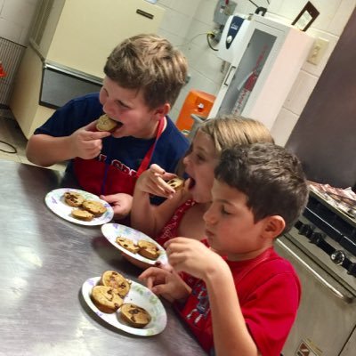 🍓Teaching nutrition🥦 through fun-filled, age appropriate classes bursting with hands on instruction🍎 #NextGenerationStrong