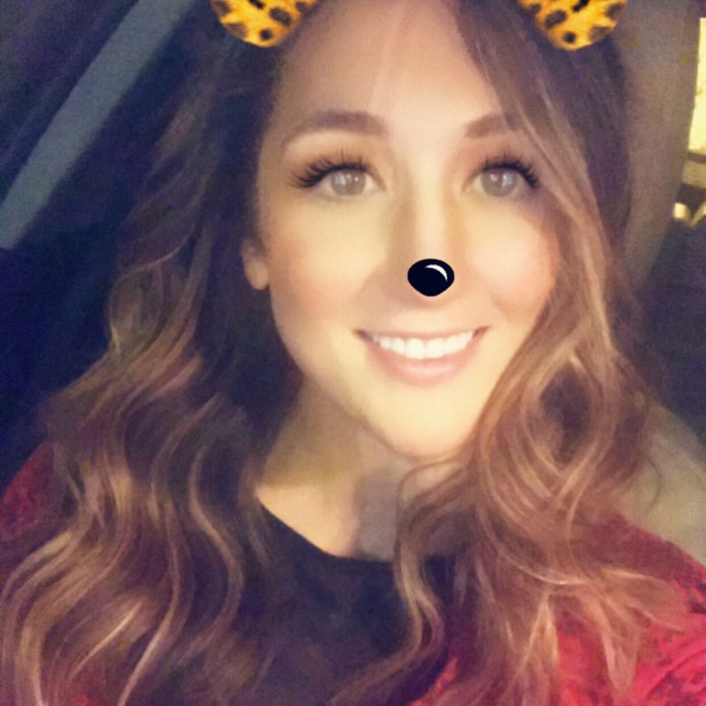 AliciaWhowell's profile picture. Aspiring teacher looking for some knowledge