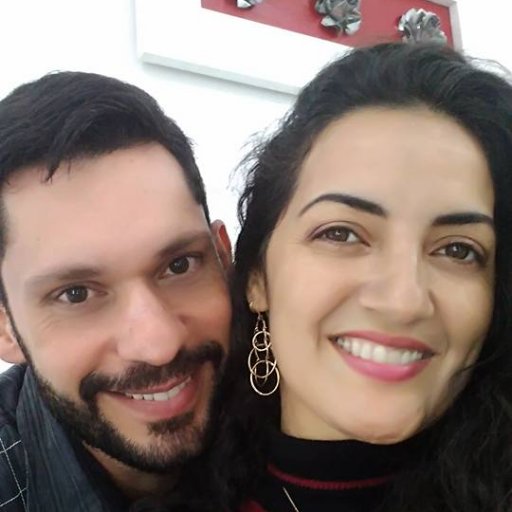 Bacharel em Enfermagem. Consultor de TI e Informática em Saúde. Judeu. Casado com Jucy, pai de Yochanan e Hannah. Médico. Foco: Família & Futuro.⚕
