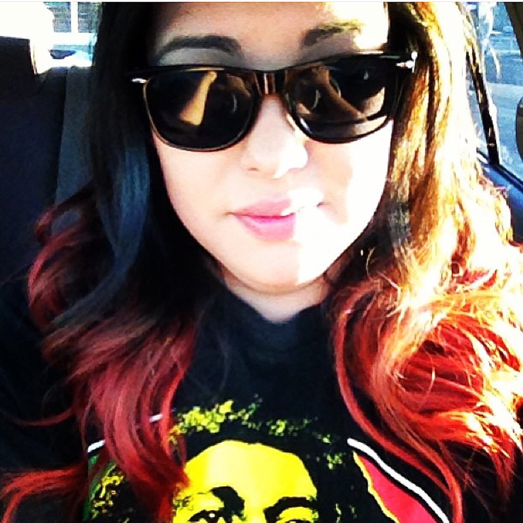 yolicess's profile picture. Bitch I'm FABUL- .. omg, i'm fat...