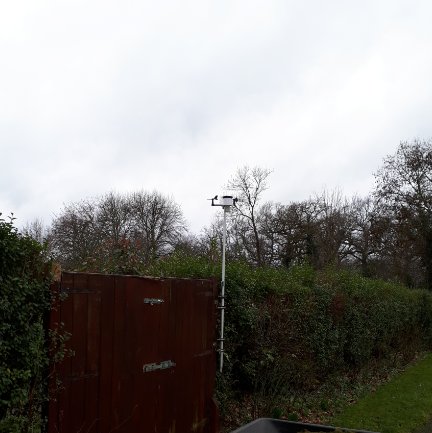 A weather station in the grounds of Wanstead Golf Club. From the people who brought you @wanstead_meteo https://t.co/iK8GURKUqR