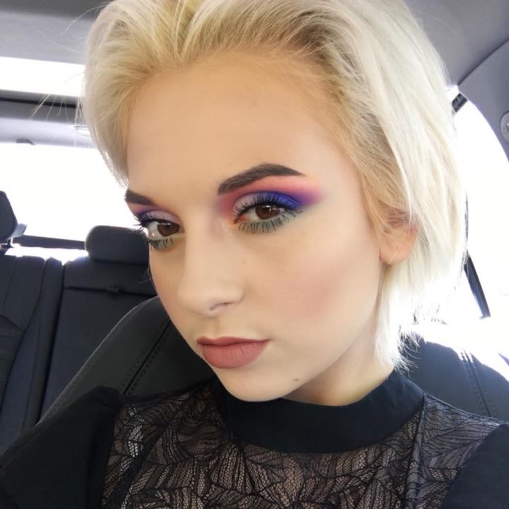 SammiSkeen's profile picture. Detroit Mi based Alternative model