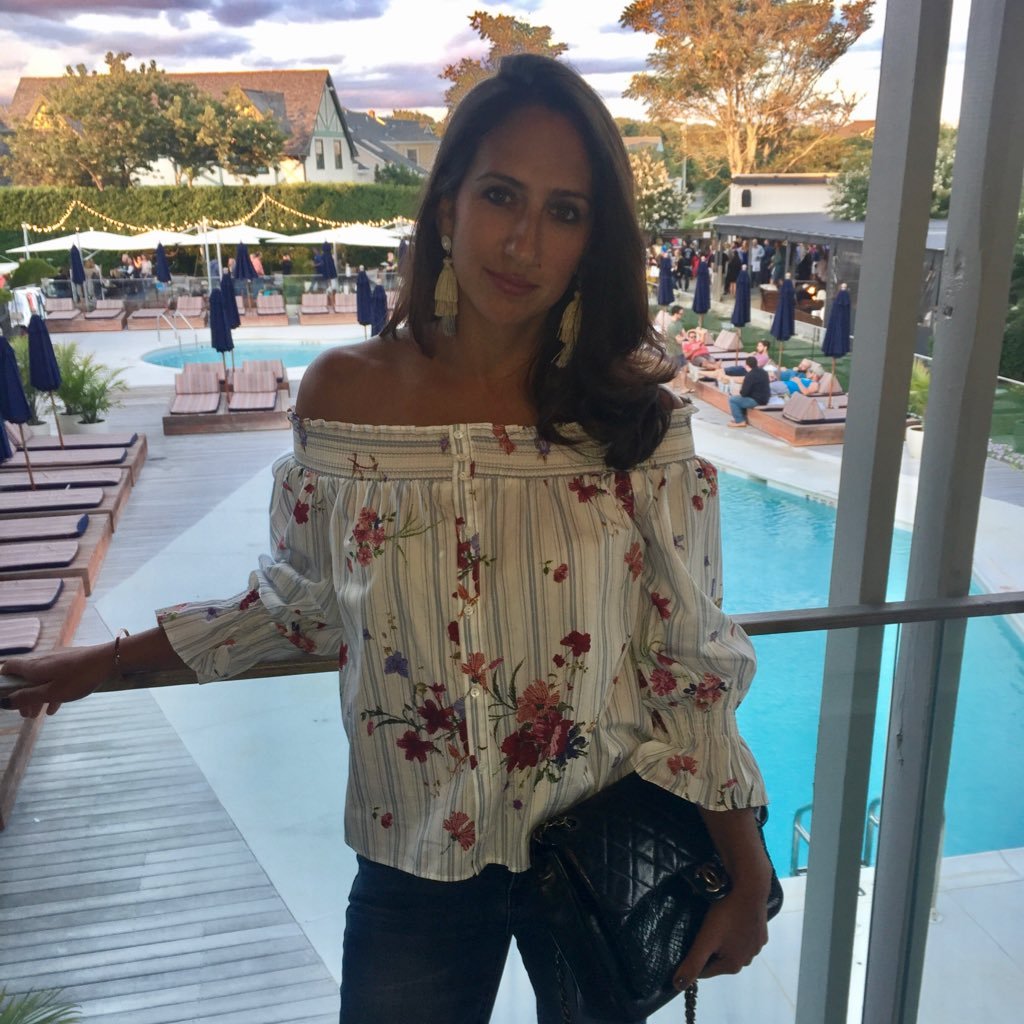 joysaba15's profile picture. Izzy's and Gracie's mommy and Johnny's wife. keeping it real. X fashion mogul.