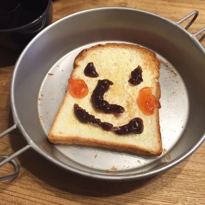 【息苦しさ解放アカウント改め、 前向きに考えるアカウント】迷走から抜け出し、Web制作 に舵を切った元専業主婦。どうしたい?どうしたらいい?自分のアタマで考えるんだ。映画ピンポンが好き🏓 SF ①運命思考②慎重さ③学習欲④成長促進⑤公平性🤡息抜きと癒しは NEWS✨ #セルクエ #しめサポ #Elementor