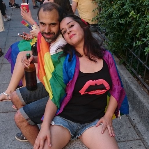 marugasme's profile picture. Ser Humana de un lugar llamado MUNDO. 
De izquierdas ❤️💛💜 Salud y República.
Defensora de un lugar mejor y derechos sociales.