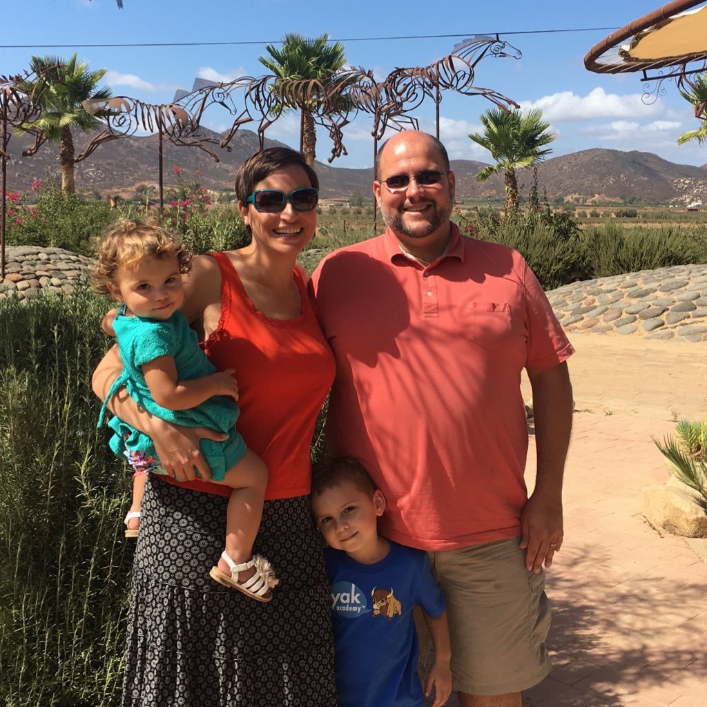 At home dad, babywearing educator, beer geek, home cook (ATK fanboy), and former developmental biologist.