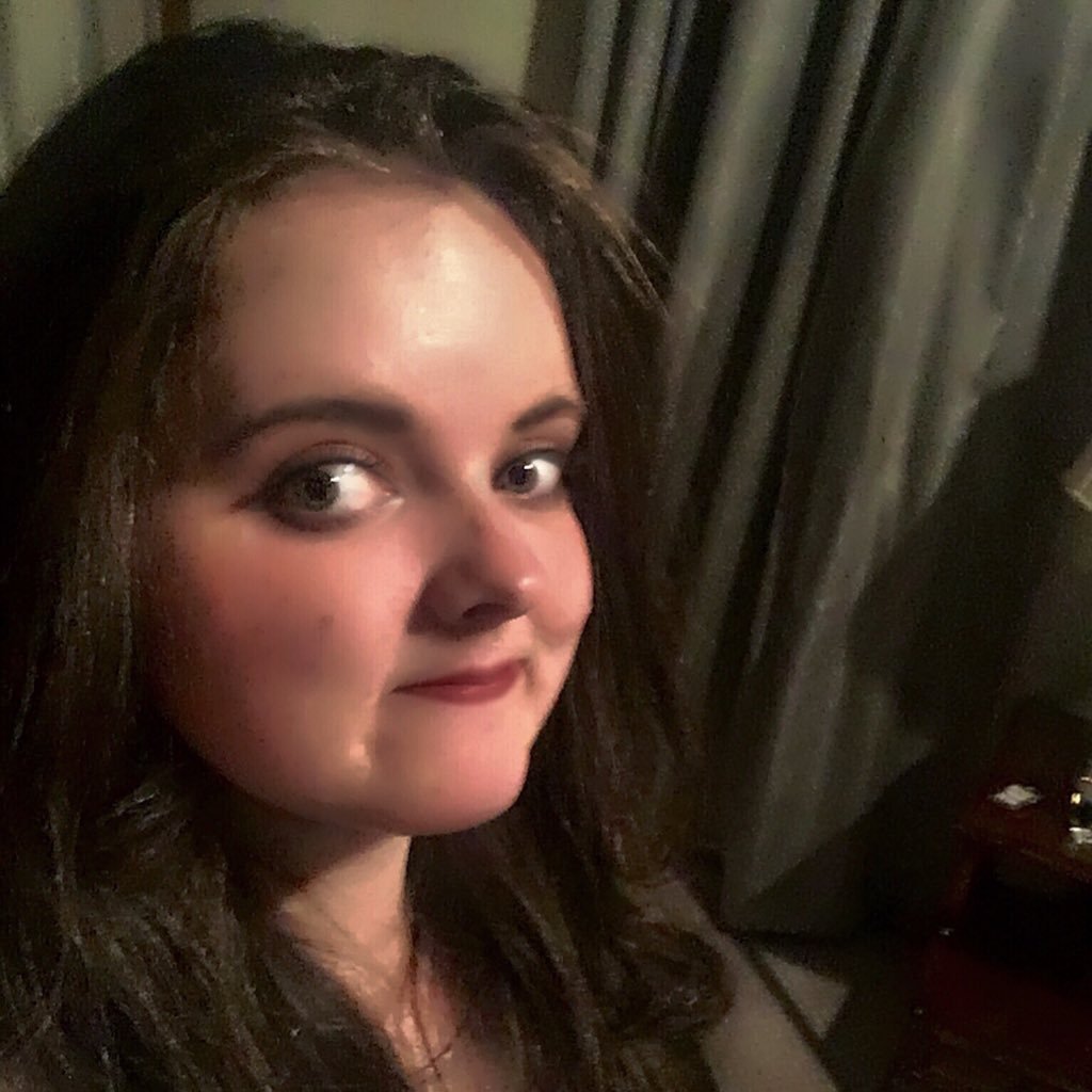 elhu95's profile picture. 