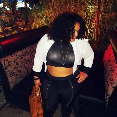 Strukure's profile picture. Dana Kelly! Curvy Model, Confident Woman who Encorages others to see their Full Potential Embrace Your Flaws! snap dana_kelly16 Dana Kelly fb belladanakelly IG