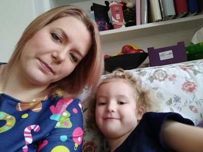 Joanneroe13's profile picture. Salon manager at KH hair Leicester .
Busy mum of 2.
Master Colour expert.
Love my job and making people happy 😁